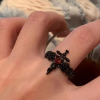 禁忌之恋反派枪黑戒指女暗黑系小众高级感指环甜酷辣妹风开口戒指玫瑰十字架